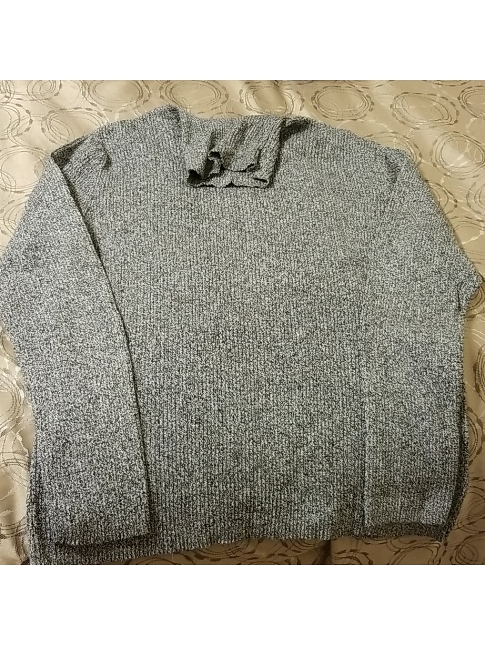 Croft & Barrow Woman turtle neck sweater
